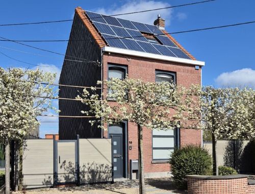                                         Maison à vendre à Rollegem, € 390.000
